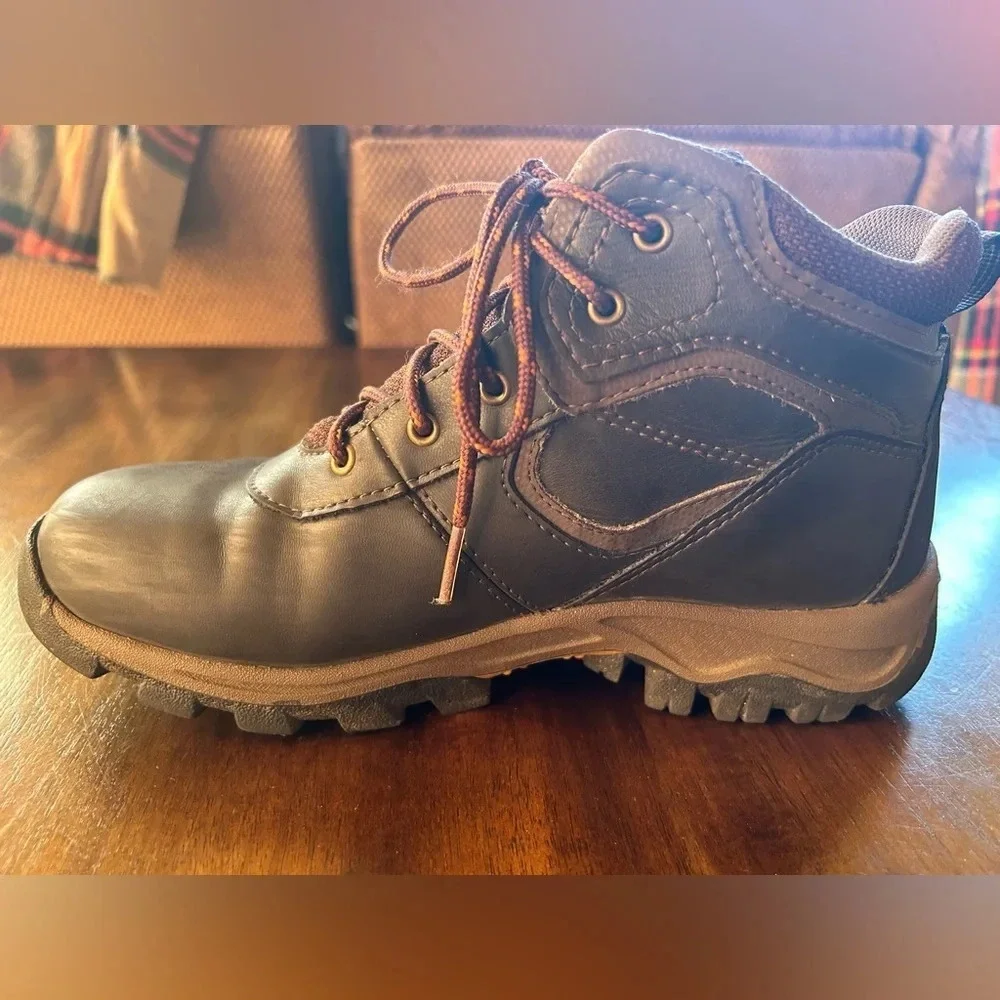 Timberland Boys Mt. Maddsen Waterproof Hiking Boots Size 5